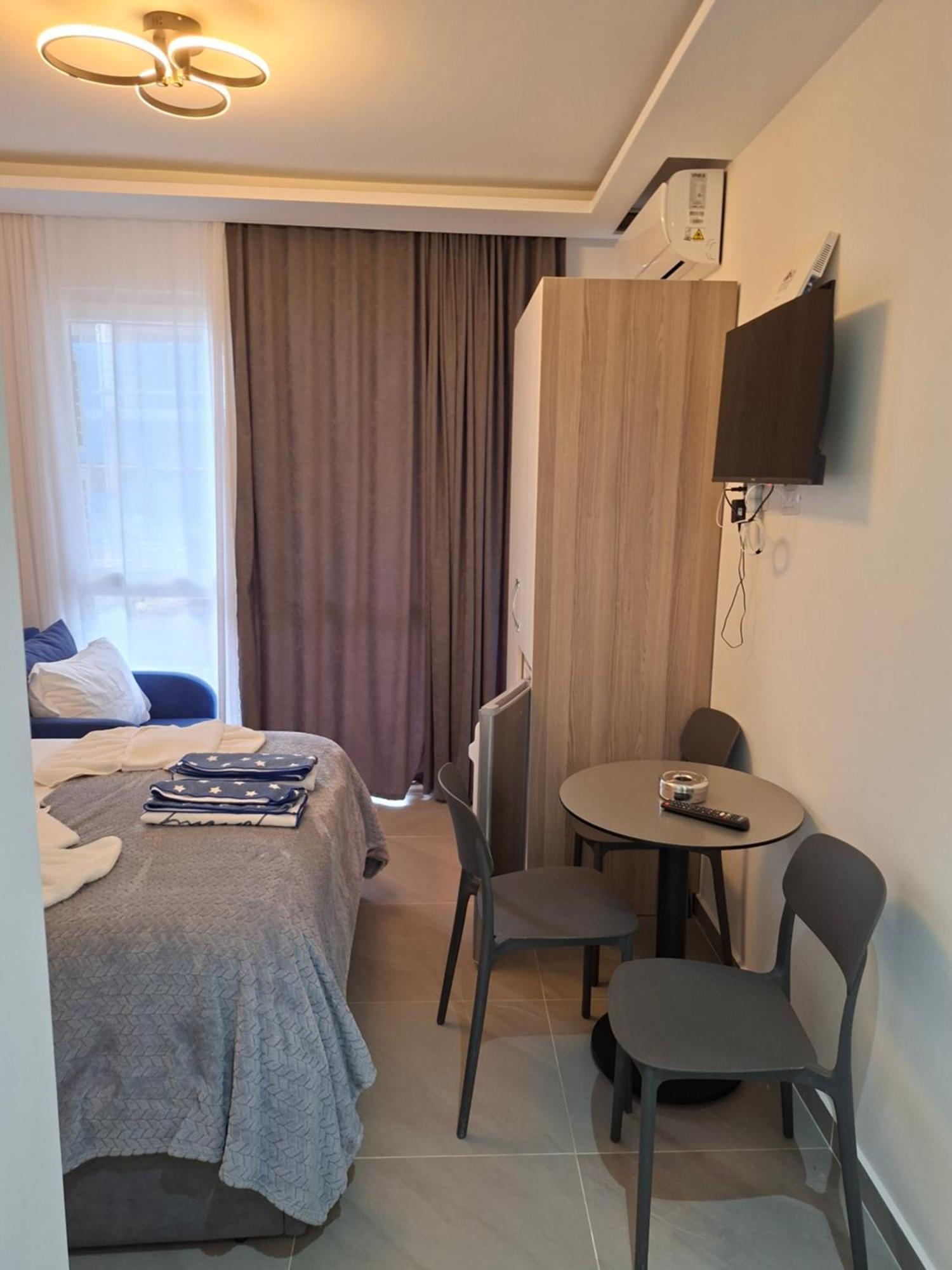 D&D Hotel Shëngjin Zimmer foto